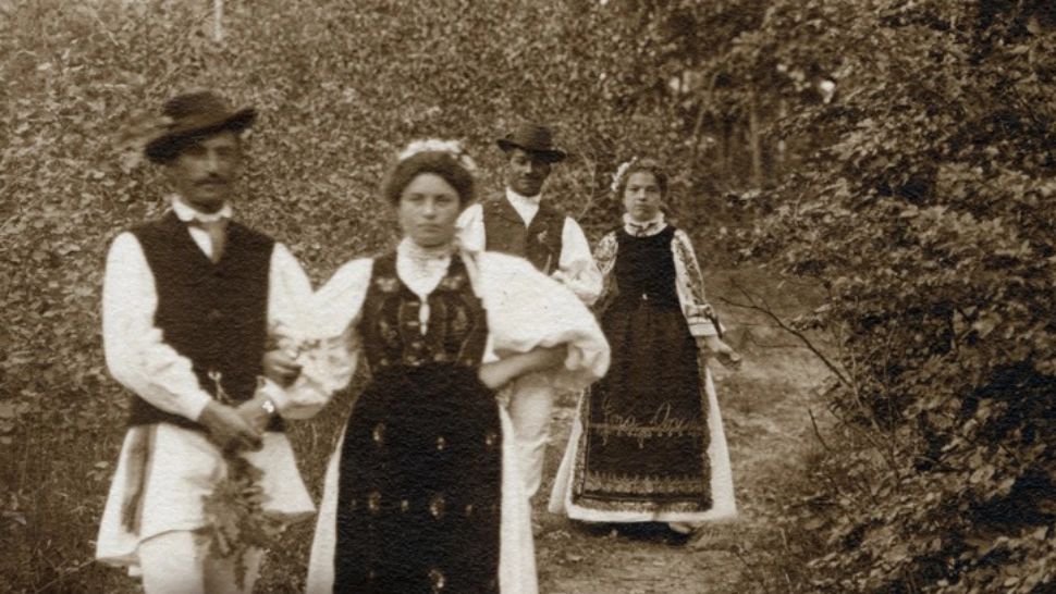 1,8 milioane de români își sărbătoresc de Florii onomastica. Care este cel mai RAR nume de floare