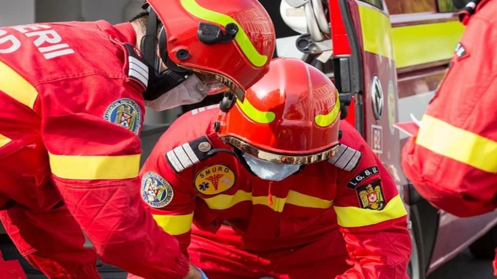 Femeie moartă după ce a căzut în haznaua din propria curte! Tragedie în Ialomița