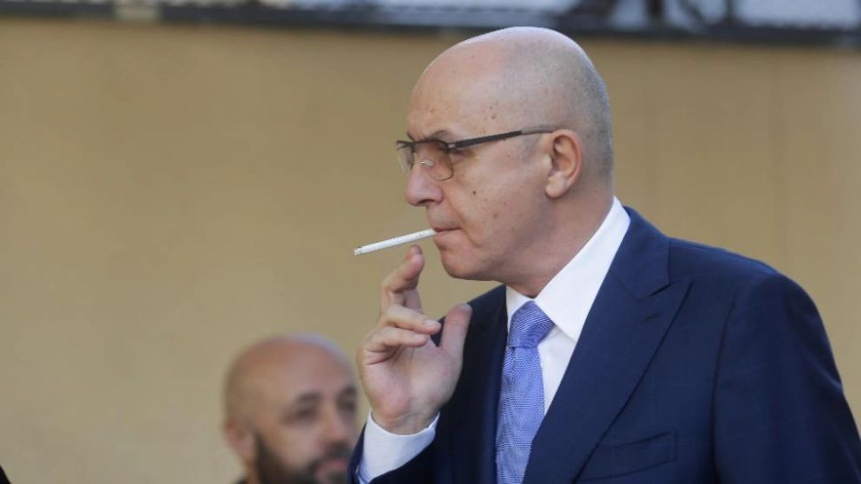 Curtea de Apel București suspendă pedeapsa aplicată acum 7 ani lui Puiu Popoviciu - procesul se rejudecă de la zero