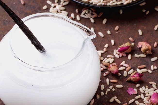 De ce trebuie să bei zilnic un pahar de apă de orez: remediu naturist pentru zeci de boli grave