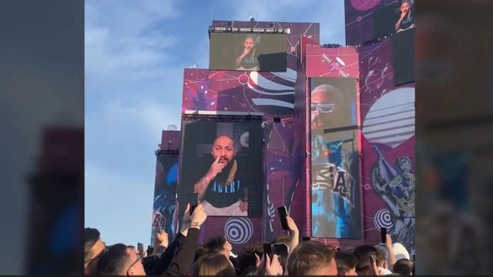 Manelistul Dani Mocanu, mesaj pentru consumatorii de droguri - Din AREST, în direct pe scena unui mare festival - VIDEO