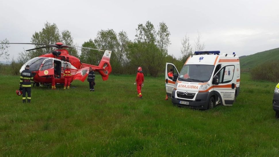 Accident feroviar între Brașov și Gheorgheni. O persoană a MURIT, o alta în stare gravă - A fost solicitat elicopterul SMURD