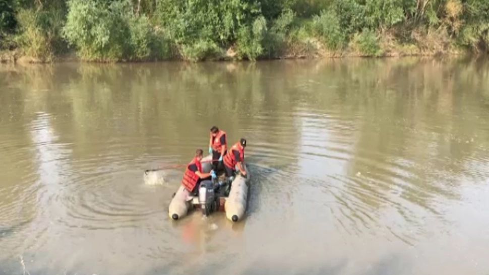 Șoc printre enoriașii din Arad! Trupul neînsuflețit al unui preot, găsit într-o baltă de pescuit