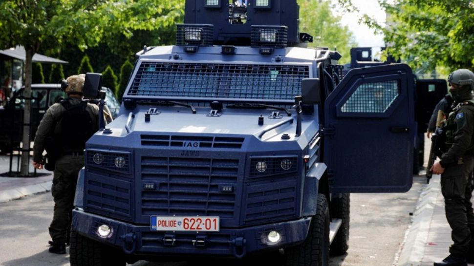 NATO îndeamnă Kosovo la o dezescaladare a tensiunilor