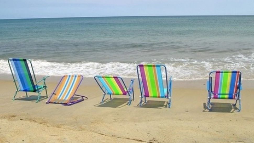 Controale drastice pe litoral înainte de minivacanța de 1 Mai. Comisarii ANPC au închis temporar 7 magazine