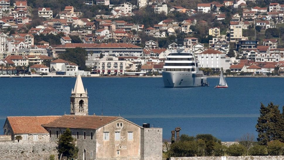 Rușii și-au găsit noua destinație de vacanță în Europa. Milionarii lor sunt demult acolo