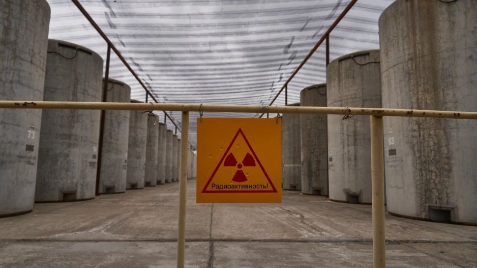 ALERTĂ MAXIMĂ la Zaporojie! Apa din barajul Kahovka a scăzut la un nivel la care NU mai permite asigurarea răcirii reactoarelor nucleare