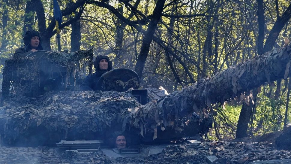 FOC continuu în războiul din Ucraina: Bătălii teribile în Bahmut, cadou pentru PUTIN de 9 mai - „Noul Mariupol”, imagini apocaliptice - VIDEO