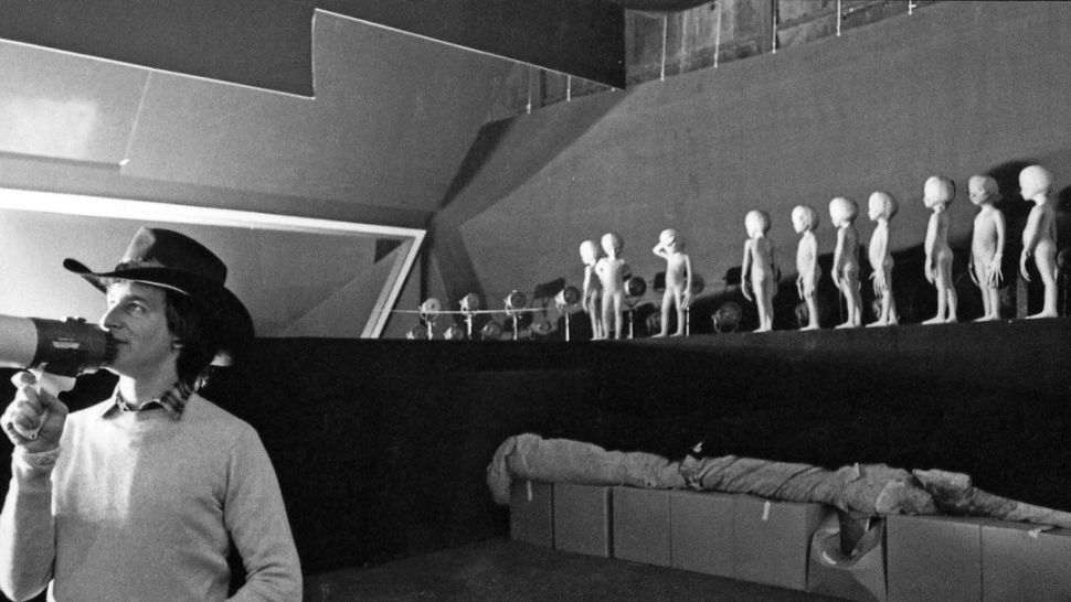 Pământul primește MÂINE un mesaj de la o civilizație extraterestră. Cum vor reacționa oamenii?