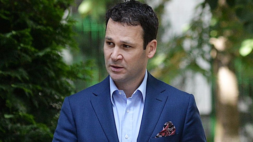 Robert Negoiță, amendat și fără permis 2 luni - Primarul Sectorului 3 a fost prins pe contrasens pe Calea Dudești