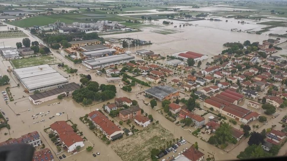 Italia - Cod roşu din cauza precipitaţiilor abundente în nord. Şcoli închise şi nouă victime - VIDEO