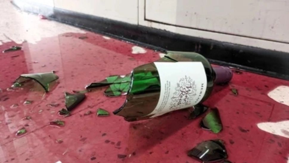 Ce se întâmplă dacă spargi un produs într-un magazin, din greșeală. Ești obligat sau nu să achiți contravaloarea? Legea spune clar! 