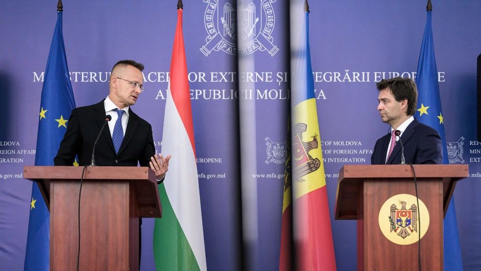 Bani din Ungaria pentru Republica Moldova. Budapesta oferă Chișinăului 300.000 de euro pentru „întărirea capacităților de apărare”