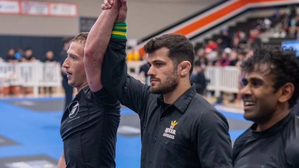 Miliardarul care conduce Facebook, Mark Zuckerberg, campion într-un sport periculos. A câștigat două medalii (VIDEO)