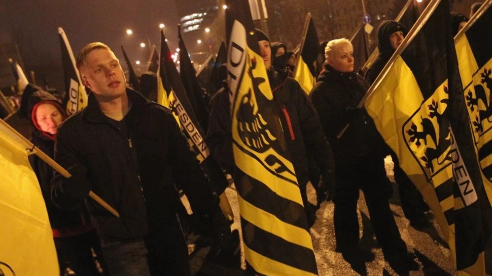 Noi date care pun pe jar Germania: Extremismul de dreapta este în creștere!