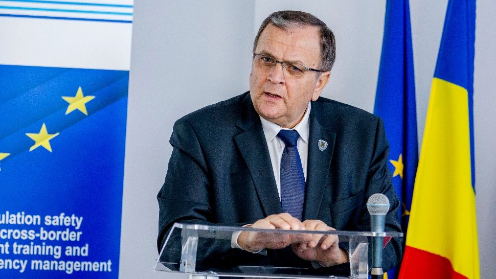 Flutur organizează un miting antiextremism: Voi lansa un decalog de luptă împotriva extremismului pe zece puncte