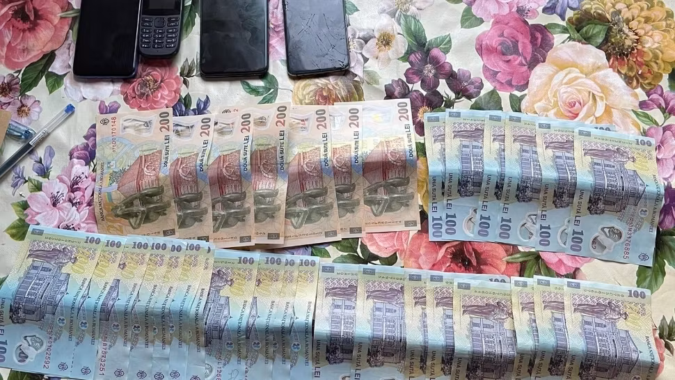 Grupare specializată în trafic de minori și cerșetorie, destructurată. Indivizii își trimiteau propiile rude pe stradă - șocant ce s-a găsit la percheziții 