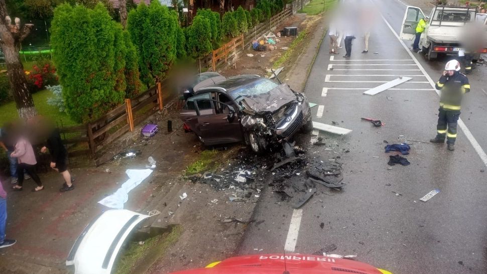 Plan Roşu de Intervenţie în judeţul Suceava, după un accident în care sunt implicate 11 persoane - A intervenit elicopterul SMURD