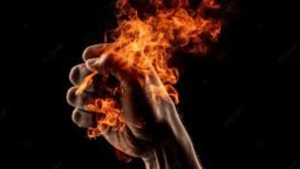 Mama unui copil ucis la Revoluţie şi-a dat foc în Poiana Brașov. Autoritățile  au confirmat cazul de abia după două săptămâni