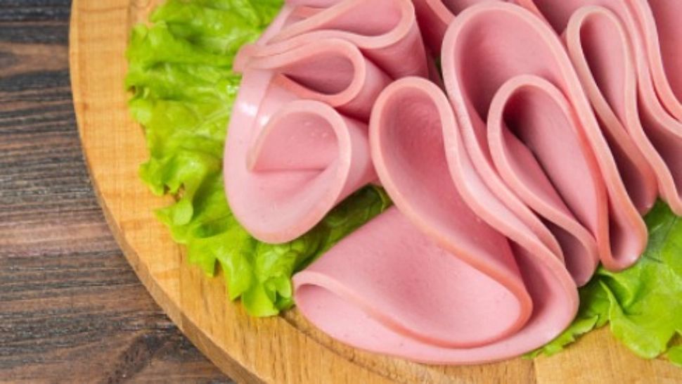 Ce conţine, de fapt, parizerul. Mai mănânci vreodată?