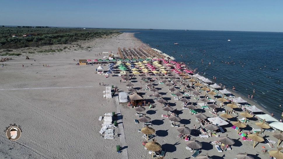 Care este PLAJA cu cel mai fin nisip din țară - Este considerată printre cele mai frumoase din Europa iar prețurile sunt foarte bune