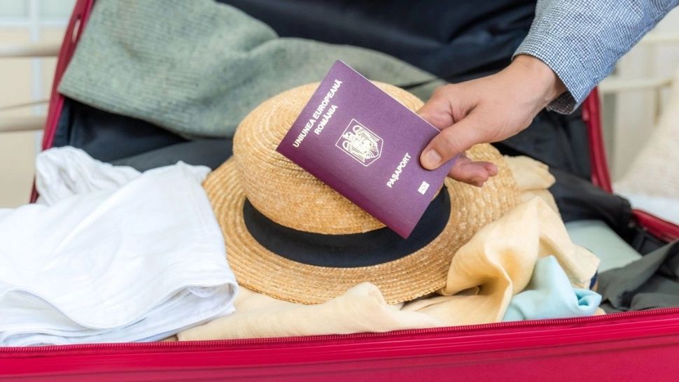 Date alarmante din Spania: Tot mai mulți români renunță la cetățenia română ca să devină spanioli cu acte în regulă