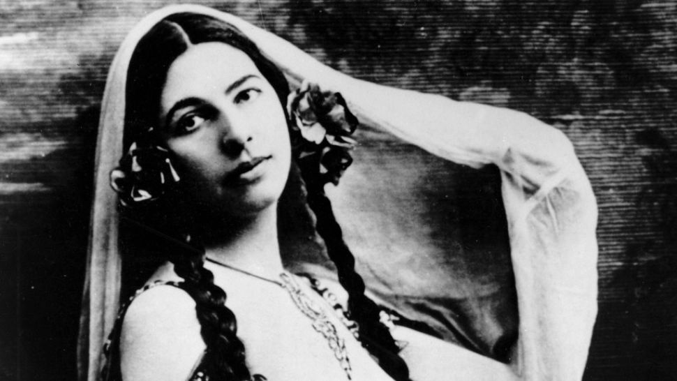Sfaturi de seducţie de la spioana Mata Hari. Opt secrete ale celei mai vestite curtezane din istorie