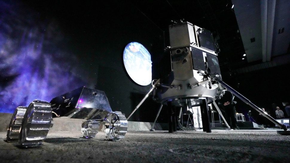 NASA, descoperire spectaculoasă pe Lună. O navă spațială care s-a prăbușit a format un crater - VIDEO