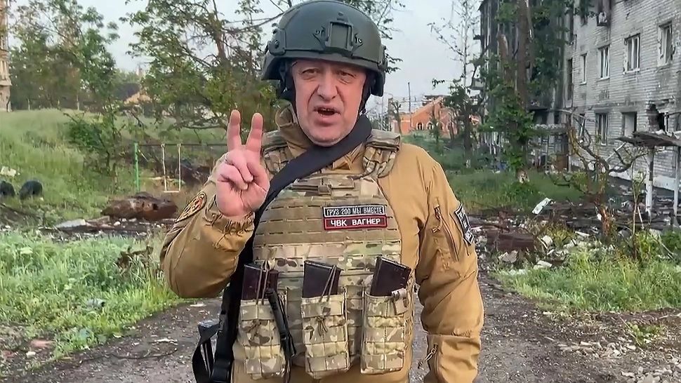 Șeful mercenarilor Wagner critică dur armata rusă dar nu este pedepsit. Cum reușește Prigojin să scape de furia lui Putin