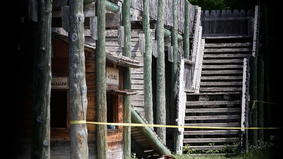 O platformă din interiorul unui sit istoric din Canada s-a prăbușit: 16 copii, la spital 