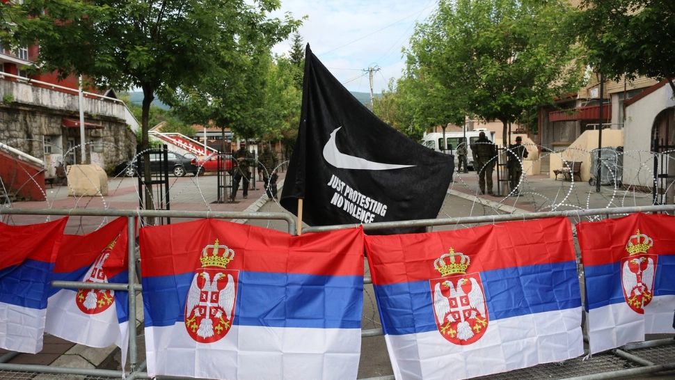 Serbia și Kosovo, avertizate de Comisia Europeană că vor suporta consecințe, dacă nu pun capăt conflictelor interetnice