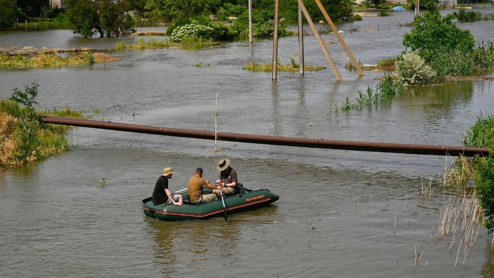 Ucraina susține că are dovezi: Rusia este implicată în distrugerea barajului Kahovka