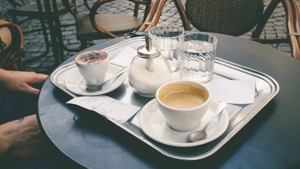 Jandarmi din Constanța, OSPĂTARI în restaurantul soției comandantului, în timpul programului