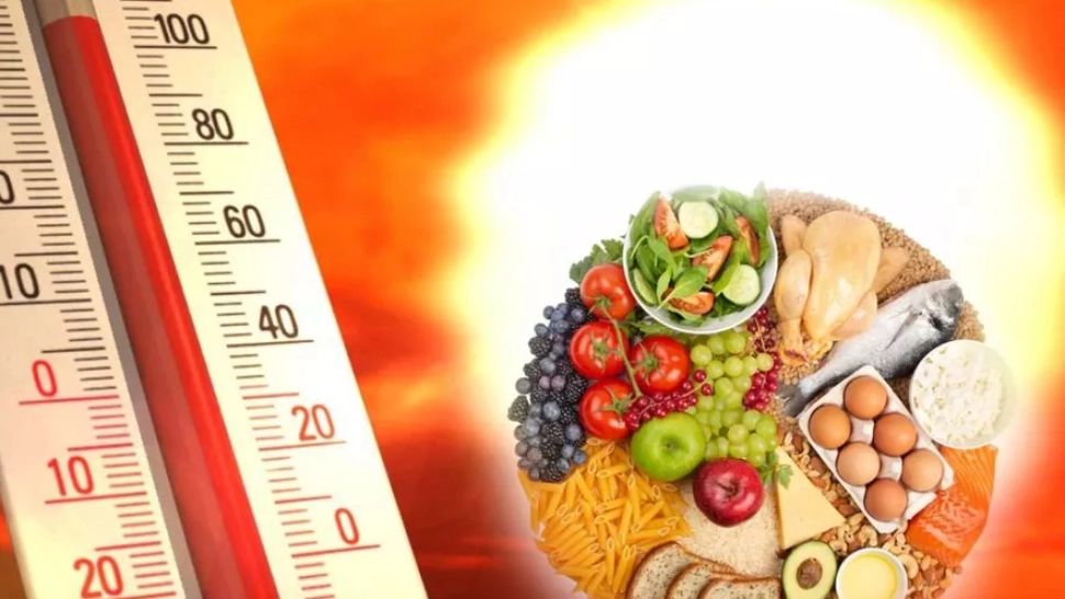 LISTA cu alimente și băuturi ce pot fi consumate pe timp de caniculă - 7 produse INTERZISE total la plajă