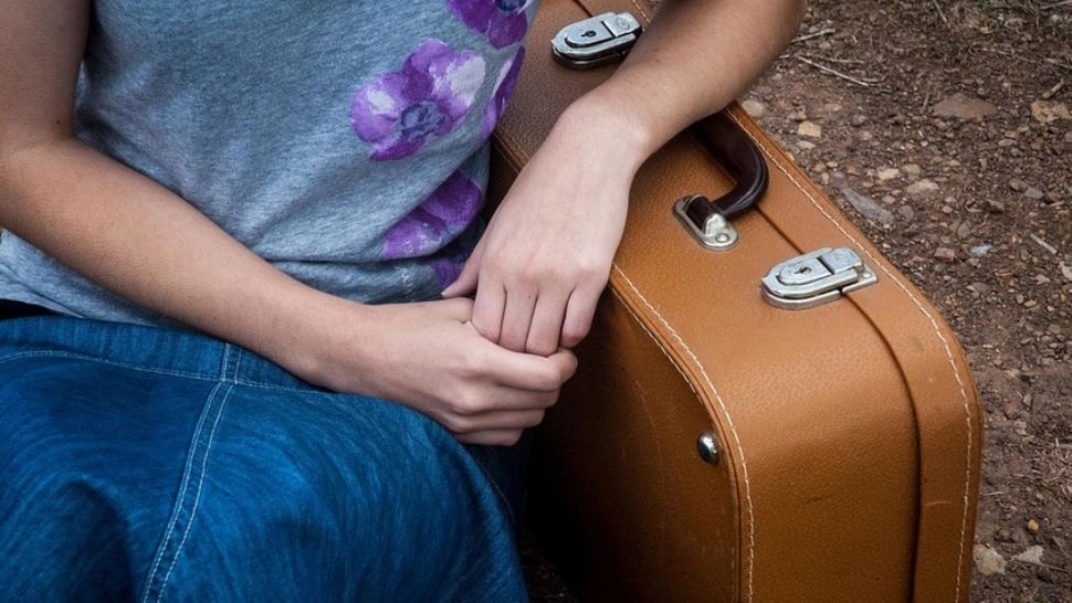 Înșelătoria care face mii de victime în perioada vacanțelor - cum sunt păcăliți turiștii și lăsați cu buzunarele goale 