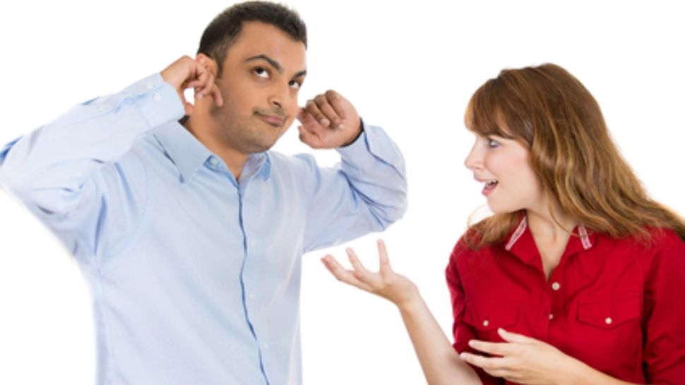 De ce le este greu bărbaților să asculte femeile. Comportamentul „ciudat” masculin, deslușit de cercetători