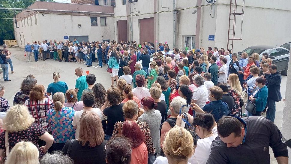 Sindicatele din Sănătate amenință cu GREVA GENERALĂ - Cadrele medicale spun că Guvernul în realitate nu a acordat nicio mărire salarială 