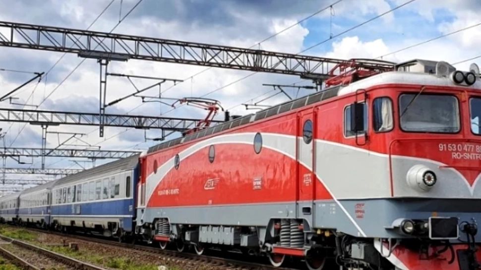 Furtunile au blocat trenurile spre Capitală: Sunt întârzieri de peste 300 de minute, călători în câmp - CFR anunță LISTA trenurilor afectate