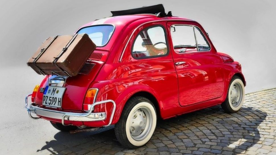 Metoda ingenioasă cu care HOȚII au îngrozit Europa: cum ți se golește mașina în câteva secunde