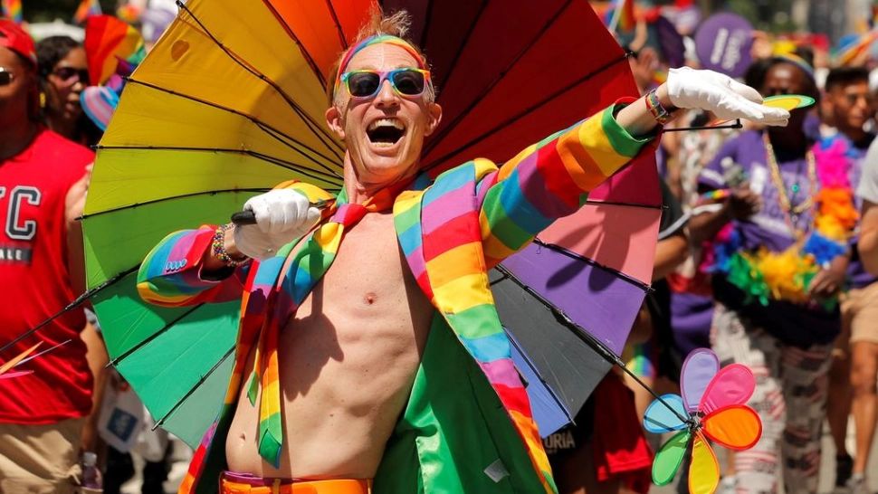 Protest în Capitală înainte de marșul gay - Manifestanții cer promovarea familiei tradiționale