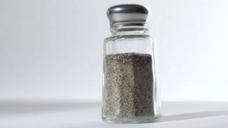 Motivul pentru care strănutăm atunci când mirosim piper