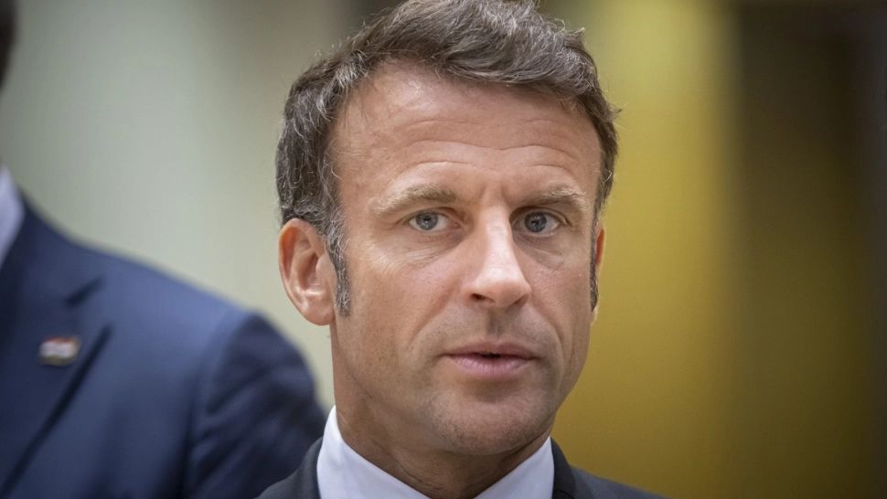 Alertă de securitate în Franța: Emmanuel Macron, amenințat cu moartea - A primit un colet macabru, cu un deget tăiat 