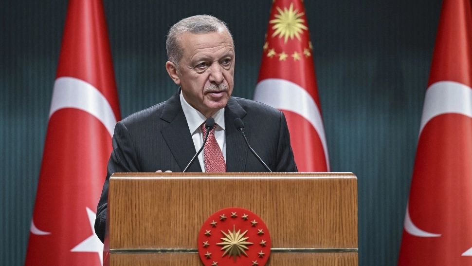 Erdogan dă vina pe rasismul instituțional pentru violențele din Franța. Sultanul mai menționează și trecutul colonial, printre motive 