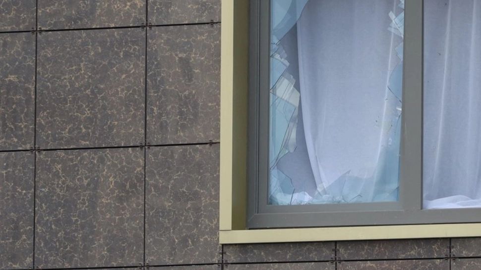 Un pacient a murit după ce s-a aruncat de la etajul 4 al Spitalului din Câmpina 