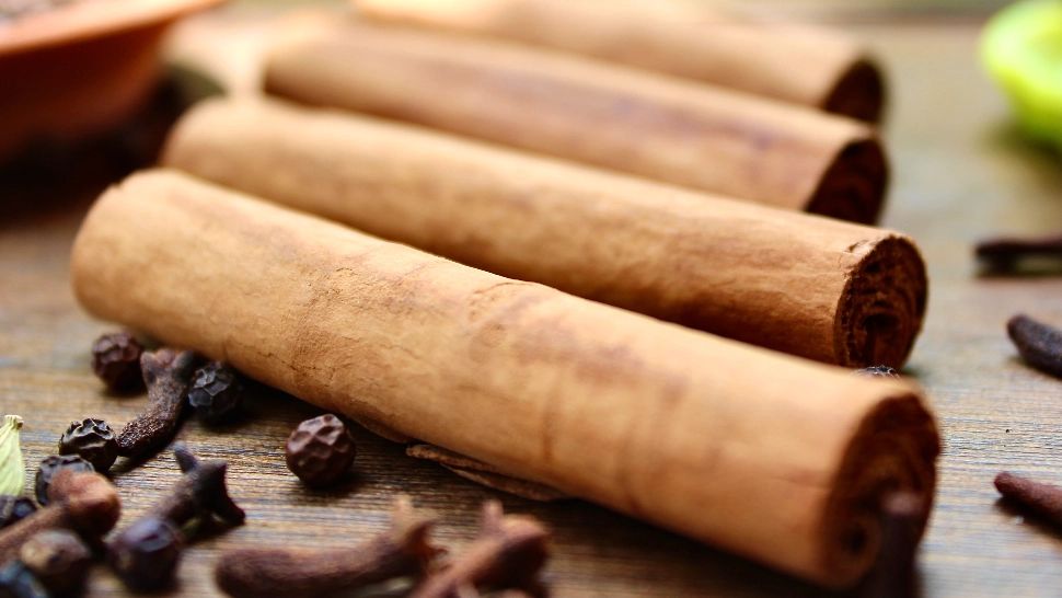 Incredibila savoare dată de scorțișoară ciorbei și fripturii. Secretul marilor bucătari, acum îl afli și tu 