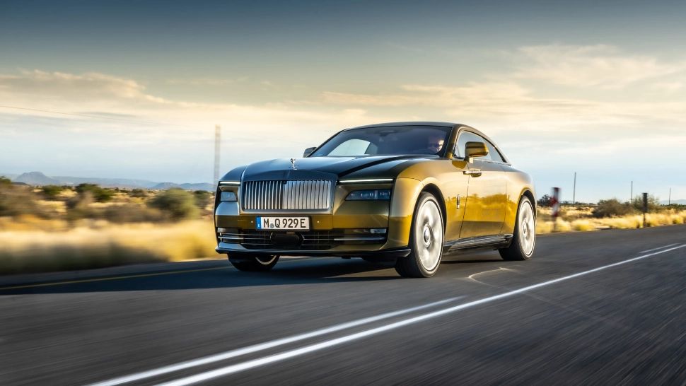 Rolls Royce, în luptă cu samsarii. Ce se întâmplă dacă vei cumpăra noul Spectre doar ca să-l revinzi