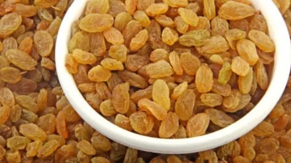 Ce se întâmplă în corpul tău dacă bei apă de stafide în fiecare dimineață