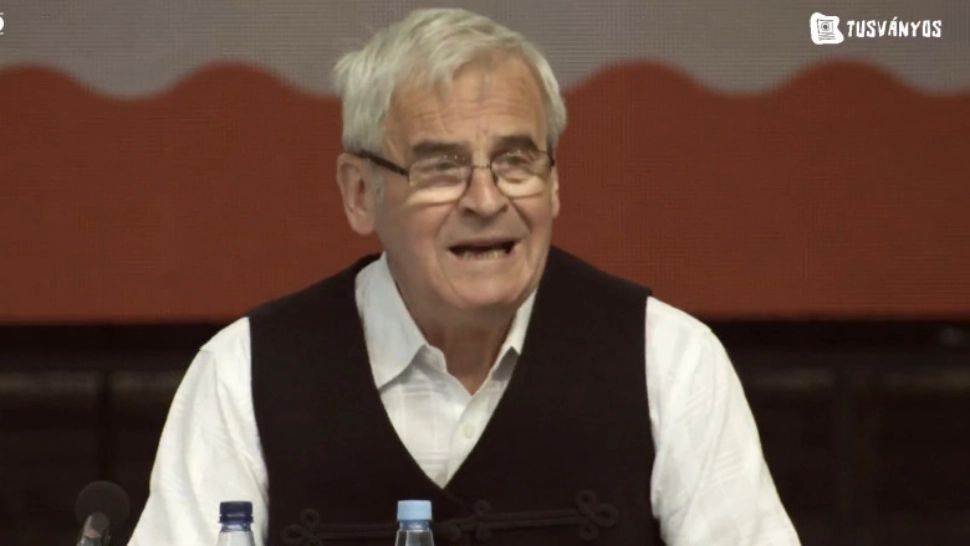 Laszlo Tokes, discurs sfidător: "Vă salut de pe teritoriul autonom Băile Tușnad. Nu vrem să ajungem la soarta sașilor președintelui Iohannis"