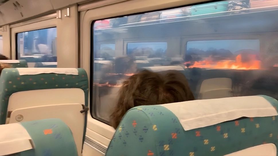 Canicula pune bețe în roțile de tren. CFR anunță întârzieri de peste o oră, în plin sezon de călătorii. Care sunt rutele afectate