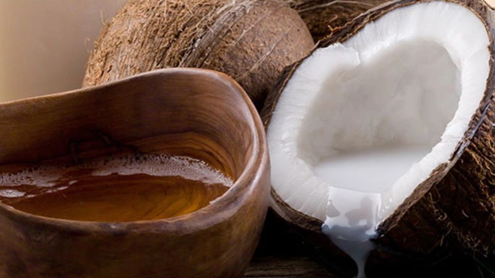 Uleiul care conferă fermitate pielii și hidratează părul uscat